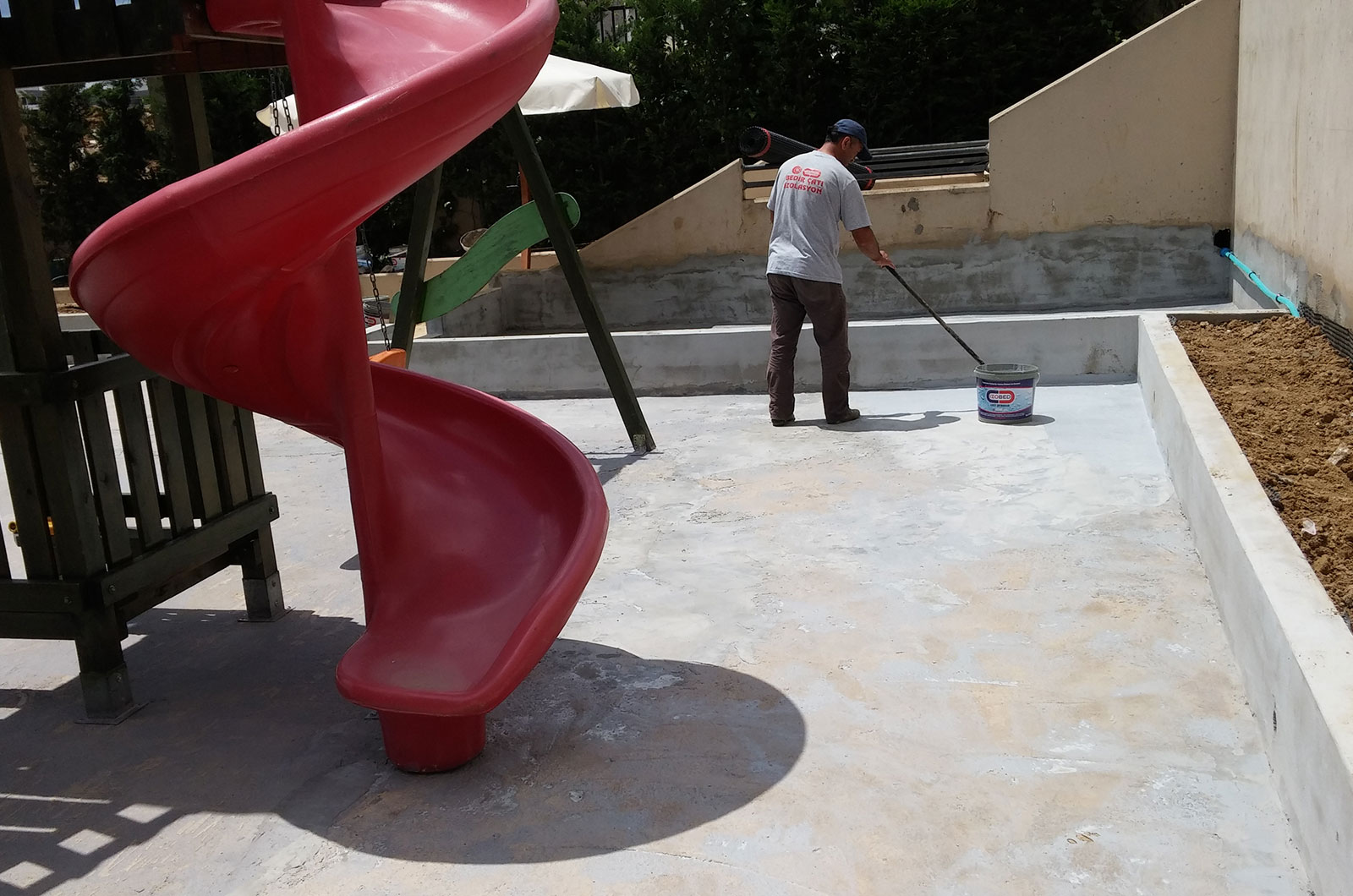 Otopark Üzeri ve Yeşil Alan İzolasyonu